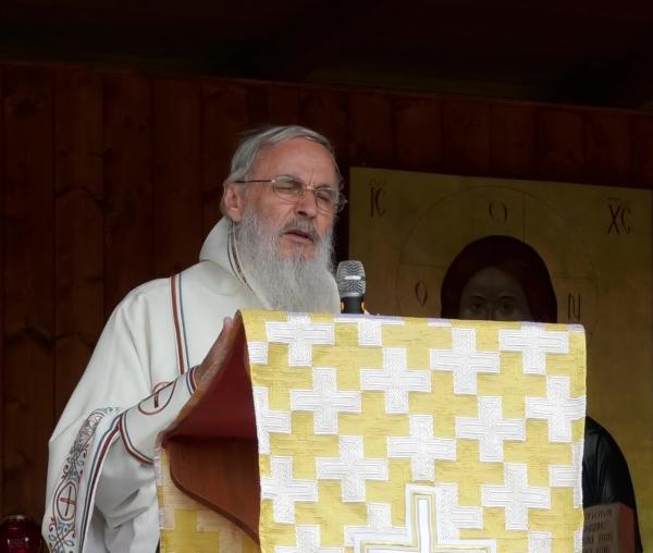 (Video) „Oamenii care se roagă ajung să se lumineze, să se îndumnezeiască" – IPS Serafim