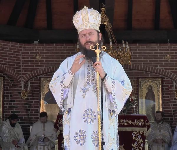 (Video) Sfinții ne adună în jurul lor ca să fim mai aproape de Dumnezeu – PS Damaschin