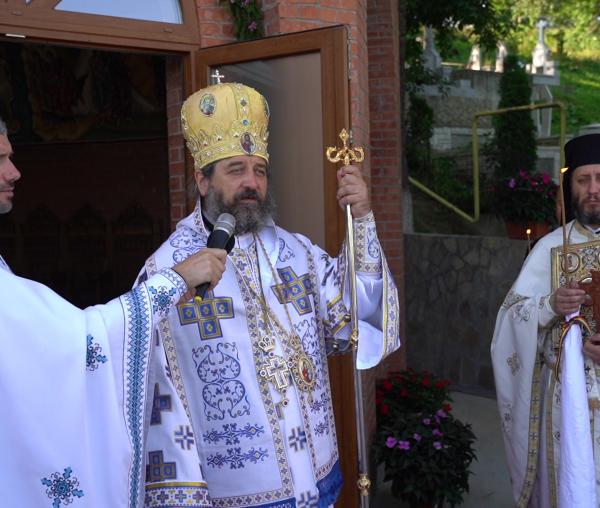 (Video) PS Nichifor: „În biserică învățăm să ne cinstim unii pe alții și să ne purtăm greșelile”