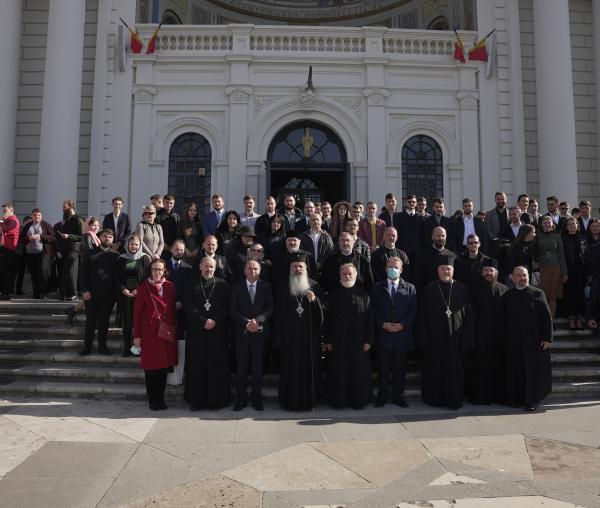 (Video) Sfânta Liturghie cu ocazia începerii noul an școlar și universitar