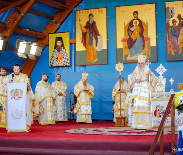 (Foto) Sărbătoarea Sfântului Dimitrie cel Nou la Patriarhie – 2021