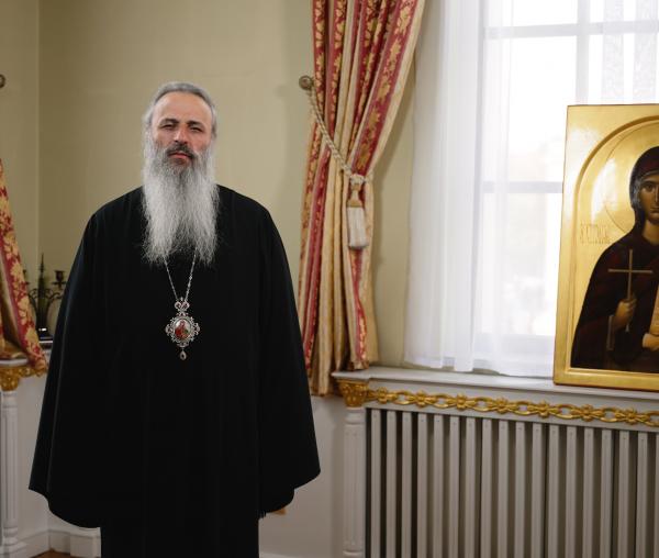 (Video) Înaltpreasfințitul Părinte Teofan - Mesaj pentru pelerinii Sfintei Cuvioase Parascheva