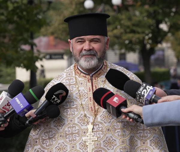 (Video) „În Basarabia, timp de 20 de ani, am fost sub ocrotirea Cuvioasei”