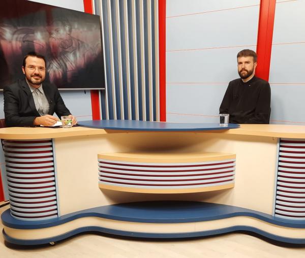 (Video) Pr. Bogdan Florea, la „Ferestre către suflet” – Calea Sfântului Gheorghe Pelerinul până în calendar