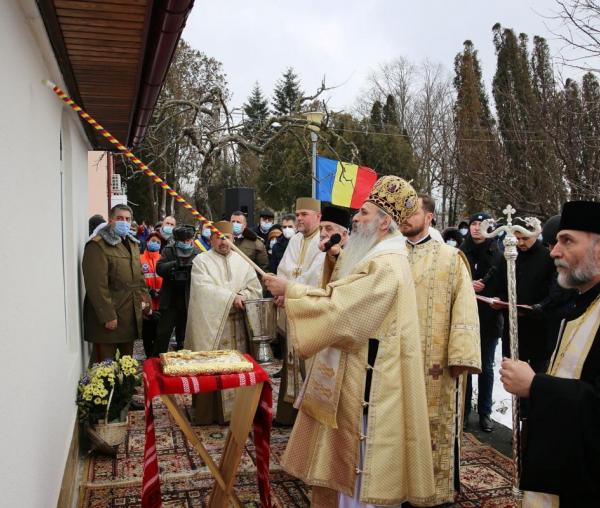 (Video) Capela Centrului de bătrâni Bivolari a fost resfințită