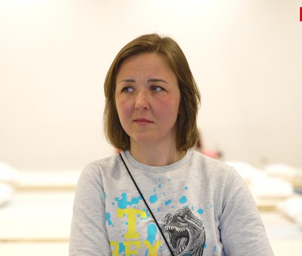 (Video) De ziua ei, în refugiu – „Trebuie să fiu puternică pentru copiii mei și pentru viitorul lor”