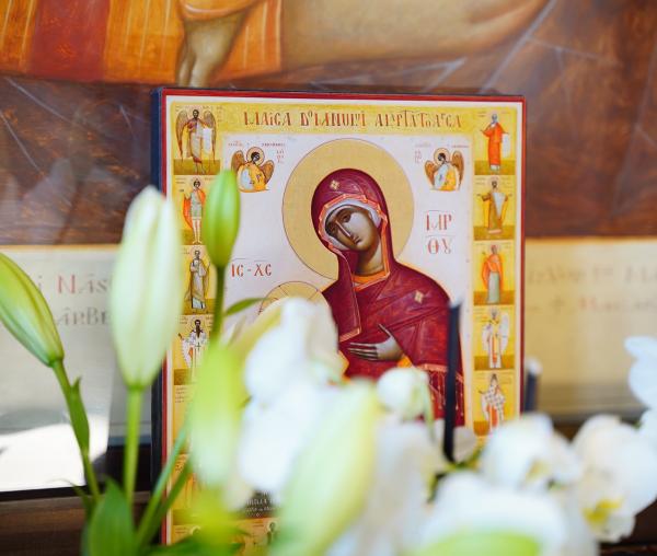 (Foto) Slujire Arhierească în Joia Mare, la Paraclisul Centrului Episcopal din Stockholm