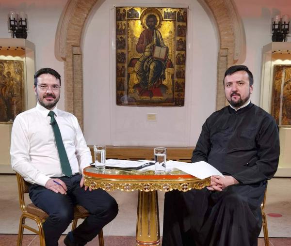 (Video) Pr. Ionuţ Mihalache, la „Ferestre către suflet” - Rusenii Noi, comunitatea care îşi cinsteşte eroii