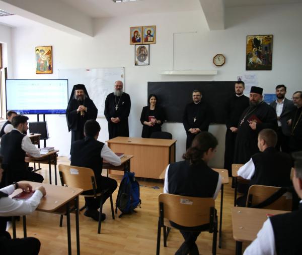 (Video) Vizită arhierească la Seminarul Teologic „Sfântul Vasile cel Mare”