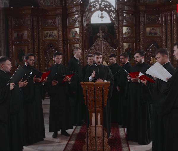 (Video) Stihirile de la Doamne strigat-am, glas 2, după Macarie Ieromonahul