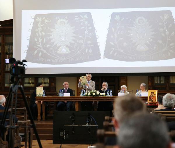 (Video) Lansare de carte: „Istoria Catedralei și a Ansamblului Mitropolitan din Iași”