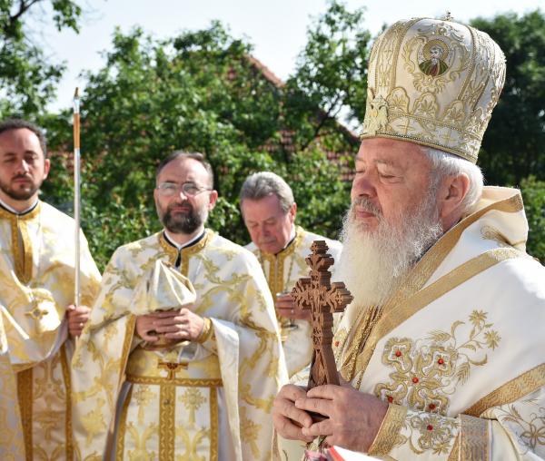 (Video) „Sfânta Treime, structura supremei iubiri” – IPS Andrei