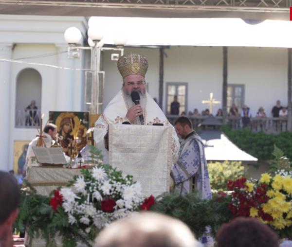 (Video) PS Ignatie: „Când Hristos S-a înălțat la ceruri, atunci El a coborât în adâncul inimilor noastre”