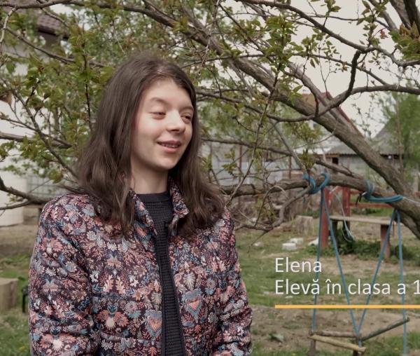 (Video) Ce mai citesc astăzi tinerii din satele României. Elena, bursieră Pro Vita Iași
