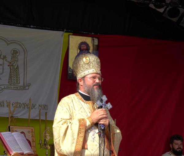 (Video) „Fiule, dăruiește-mi inima ta!” – PS Macarie