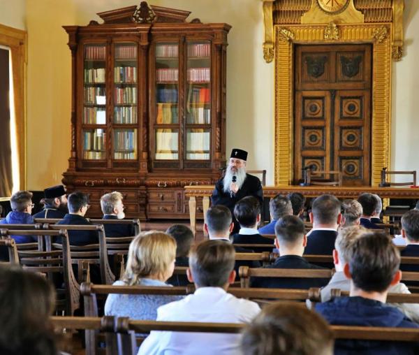 (Video) Început de an universitar la Facultatea de Teologie Ortodoxă „Dumitru Stăniloae” din Iași