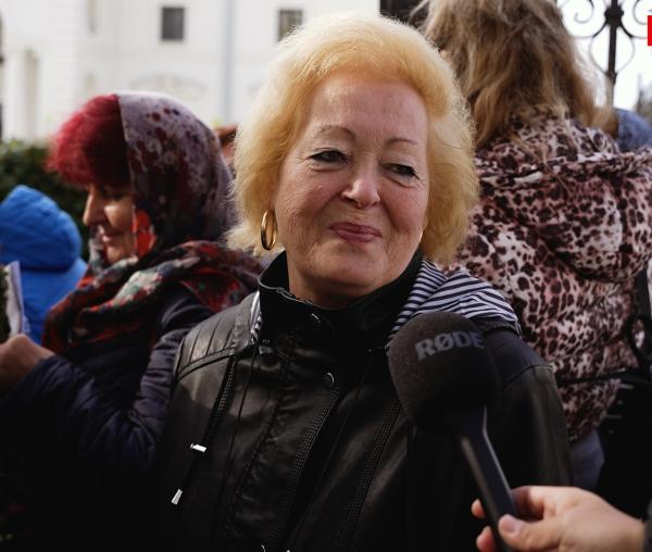 (Video) O trăire specială – așa descriu pelerinii așteptarea la rândul Sfintei Parascheva