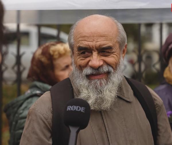 (Video) Moaștele, izvor de sfințenie – o lecție de teologie printre pelerinii Sfintei Parascheva