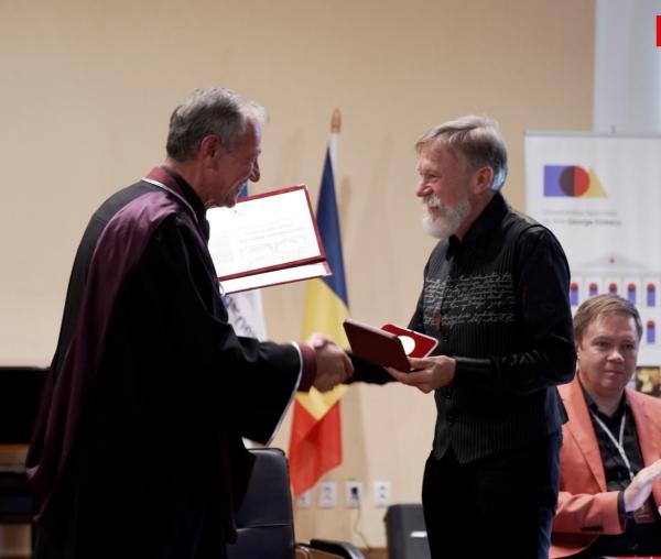 (Video) Părintele Claude Delangle, Doctor Honoris Causa al Universității de Arte din Iași