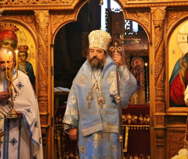 (Video) PS Nichifor Botoșăneanul: „Rugăciunea pe care isihaștii ne învață să o lucrăm ne cheamă să avem trezvie precum Maica Domnului”