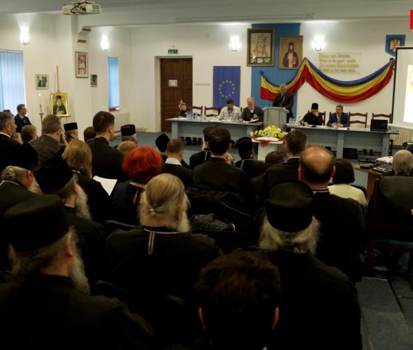 (Video) Lucrările Simpozionului dedicat Sfântului Paisie Velicikovski continuă la Seminarul Teologic de la Mănăstirea Neamț
