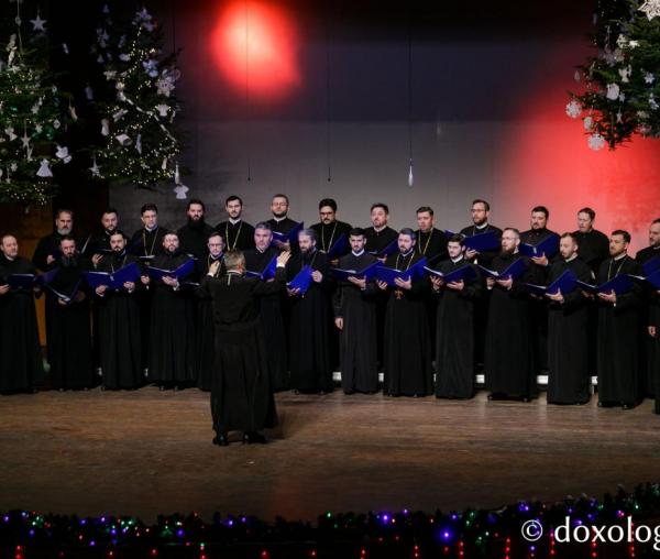 (Video) Concertul de colinde „Bucuria Nașterii Domnului” de la Botoșani – 2022