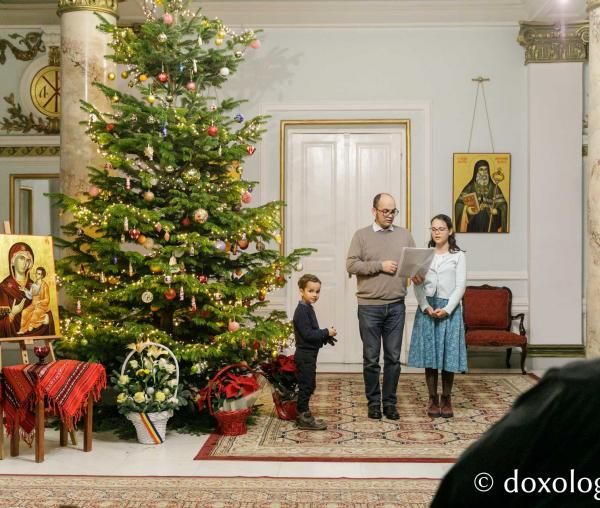 (Foto) Familia Johannis Hatlevik – Colindători la Reședința Mitropolitană 2022