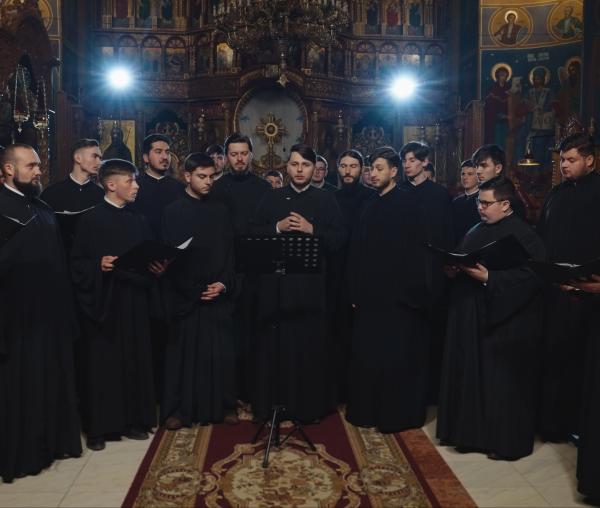 (Video) Chinonic la Nașterea Domnului - Grupul Psaltic „Sf. M. Mc. Chiriachi”