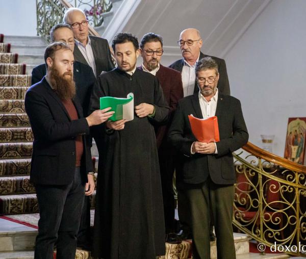 (Foto) Parohia Bârnova – Colindători la Reședința Mitropolitană 2022