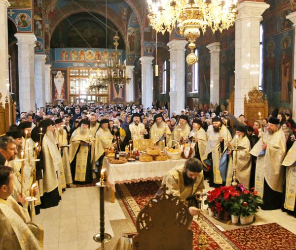 (Video) Duhovnicii Cleopa, Paisie și Ioanichie, pomeniți la Mănăstirea Sihăstria