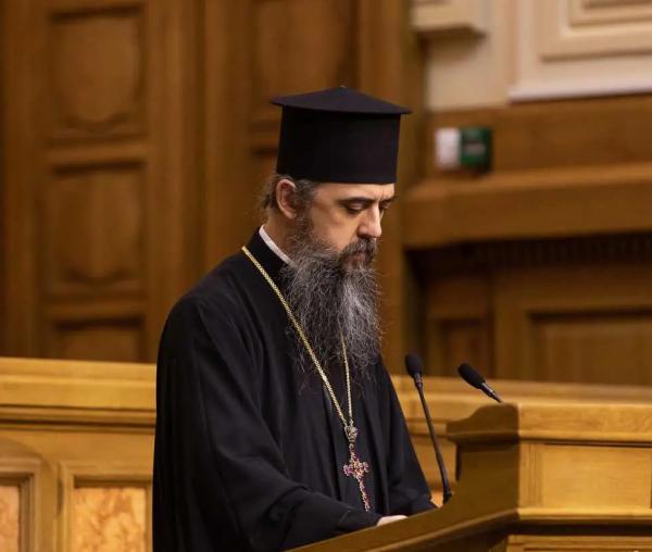 (Video) Sfântul Paisie de la Neamț și cea dintâi Filocalie a Ortodoxiei. Interviu cu Arhim. Policarp Chițulescu, directorul Bibliotecii Sfântului Sinod
