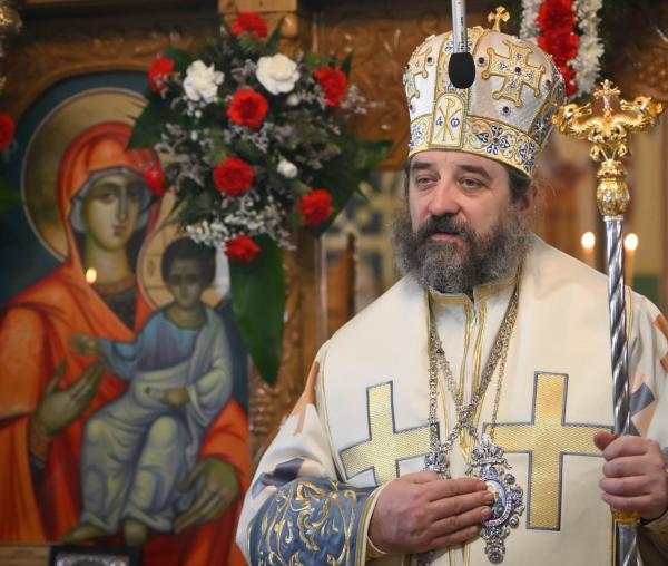 (Audio) PS Nichifor: „Venim la biserică ca să ne întâlnim cu Dumnezeu, punând înaintea Lui gândul nostru”