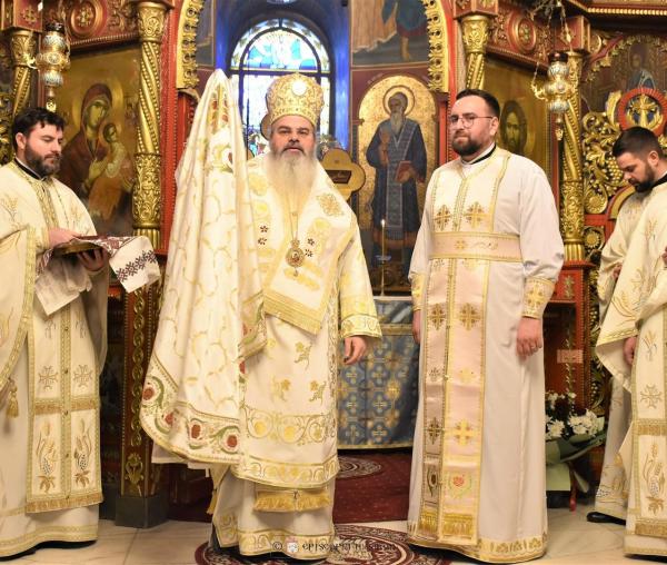 (Video) Catedrala Episcopală din Huși are un nou slujitor