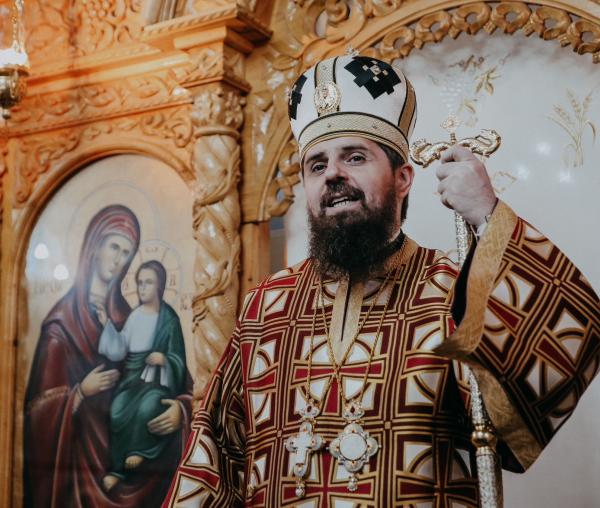 (Video) „Prin păcat, omul se ascunde de Dumnezeu” – PS Benedict