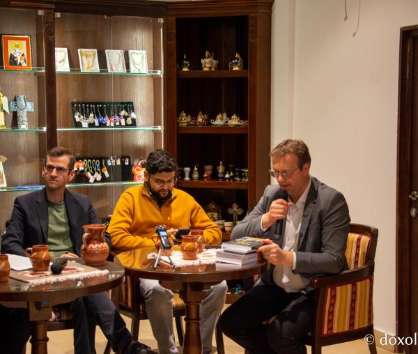 (Video) La Librăria Doxologia din Iași a avut loc lansarea volumului „Biserica și statul. Perspective diacronice asupra unei relații polivalente”
