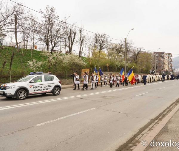 (Foto) Pelerinajul de Florii de la Piatra Neamț – 2023