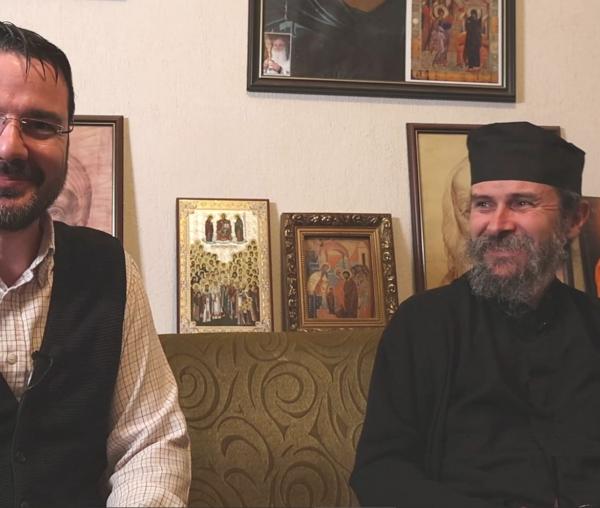 (Video) Burse pentru tineri – proiect Pro Vita Iaşi susţinut şi de părinţii din Muntele Athos