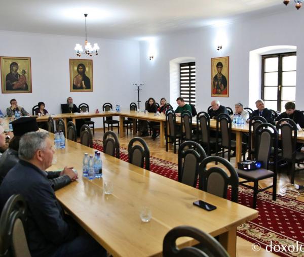 (Video) Simpozionul Național „Istorie și patrimoniu ecleziastic”, la Mănăstirea Pângărați