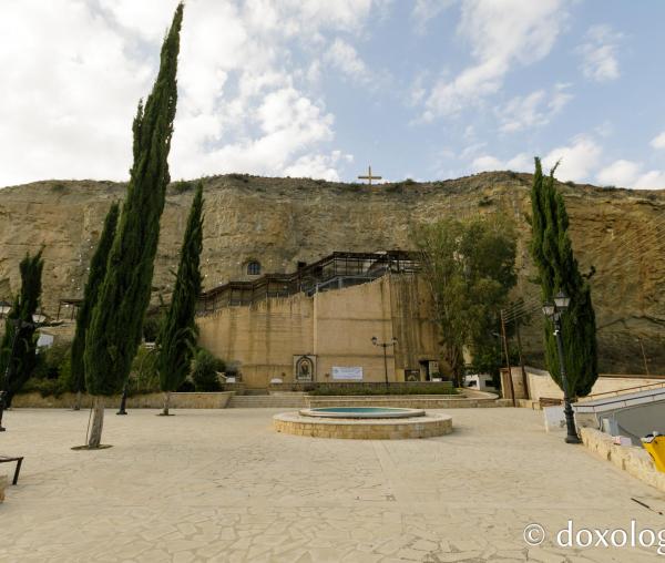 (Foto) Seară tihnită la Biserica Panagia Chrysospiliotissas de lângă Nicosia