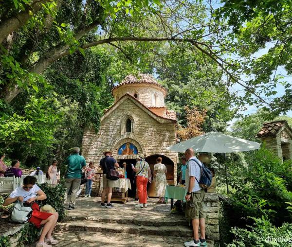 (Foto) Pași de pelerin la Capela „Stella Maris” din Balcic