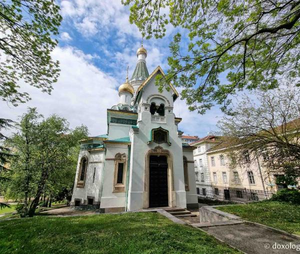 (Foto) Biserica rusă „Sfântul Nicolae” din Sofia ce adăpostește mormântul Sfântului Ierarh Serafim Sobolev