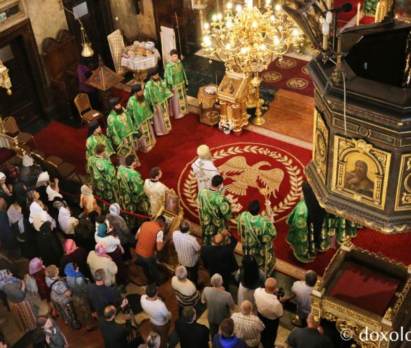 (Video) Praznicul Cincizecimii, la Catedrala Mitropolitană din Iași