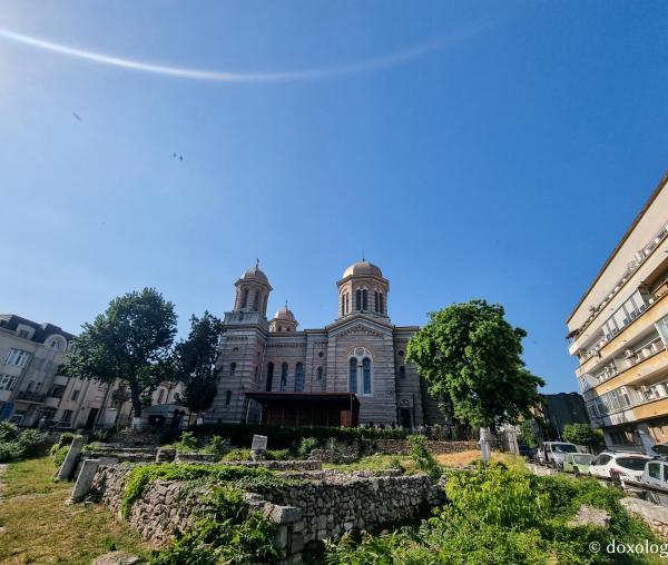 Catedrala Arhiepiscopală „Sfinții Apostoli Petru și Pavel” din Constanța