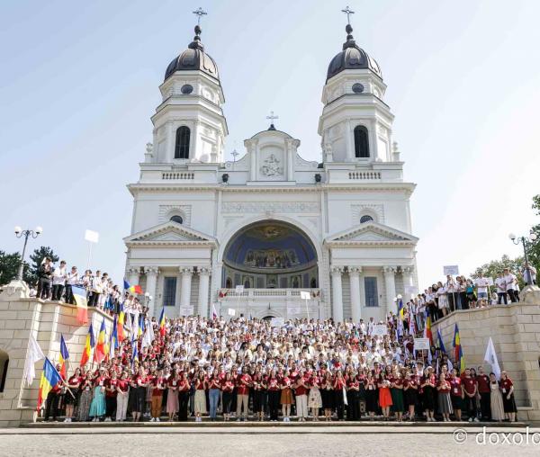 (Foto) Cea de-a treia ediție a Întâlnirii Tinerilor Ortodocși din Moldova a ajuns la final