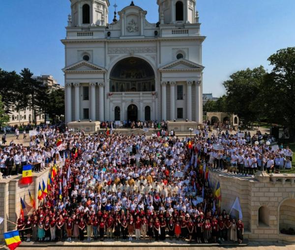 Poză de grup la finalul ITOM 2023 / Foto: ITOM
