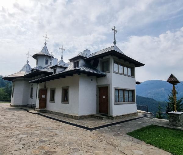 Mănăstirea „Sfântul Ioan Iacob” Corlățeni