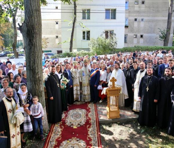 Paraclisul Seminarului Teologic din Dorohoi a fost sfințit la 100 de ani de la înființare / Foto: Flavius Popa