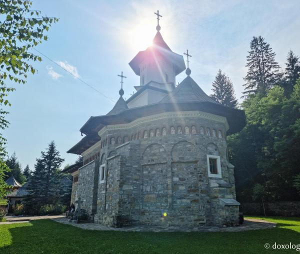 Biserica „Buna Vestire” de la Mănăstirea Sihăstria Putnei