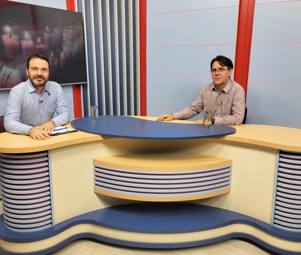 (Video) Prof. Emil Munteanu: „Trăim o iluzie a comunicării. Literatura poate rezolva problema dialogului”