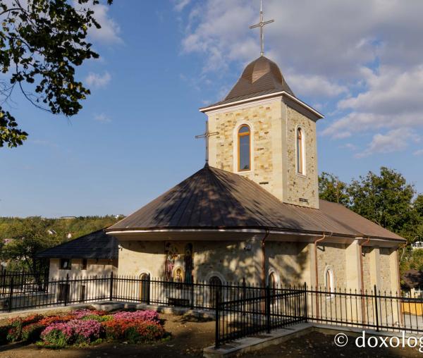 Biserica „Sfântul Ștefan” din Țicău-Iași